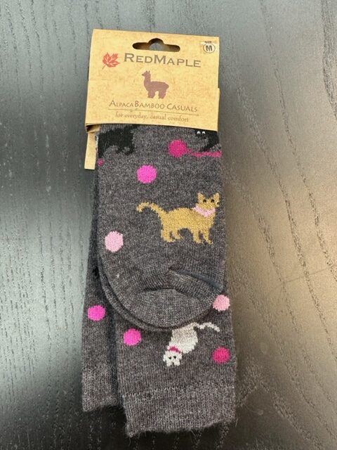 Red Maple socks cats