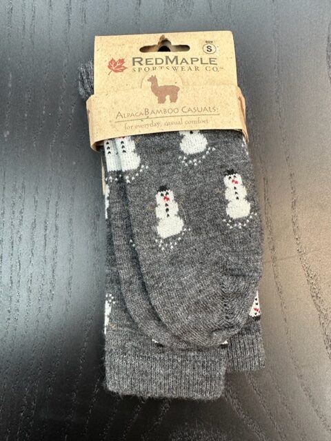 Red Maple socks snowman