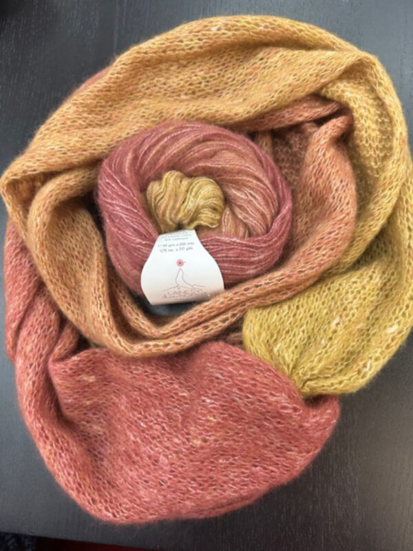 Cashsilk Cotton Degrade yarn red/gold with scarf