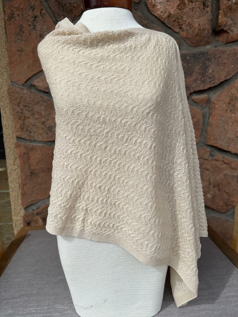 Capelet 100% baby alpaca natural white PL